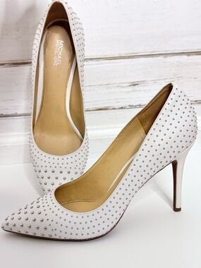 Michael Kors White Studded Pointed Toe Pumps Size 9M Leather Stiletto Heels